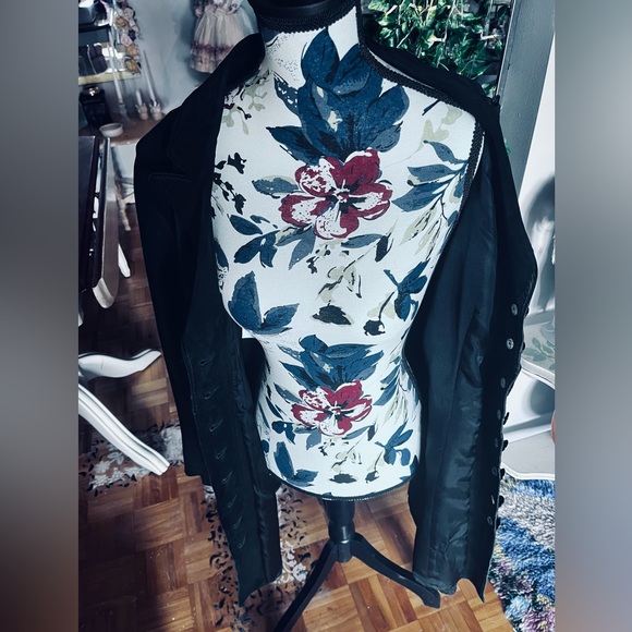 Stunning Anne Klein Leather Coat - Picture 11 of 11